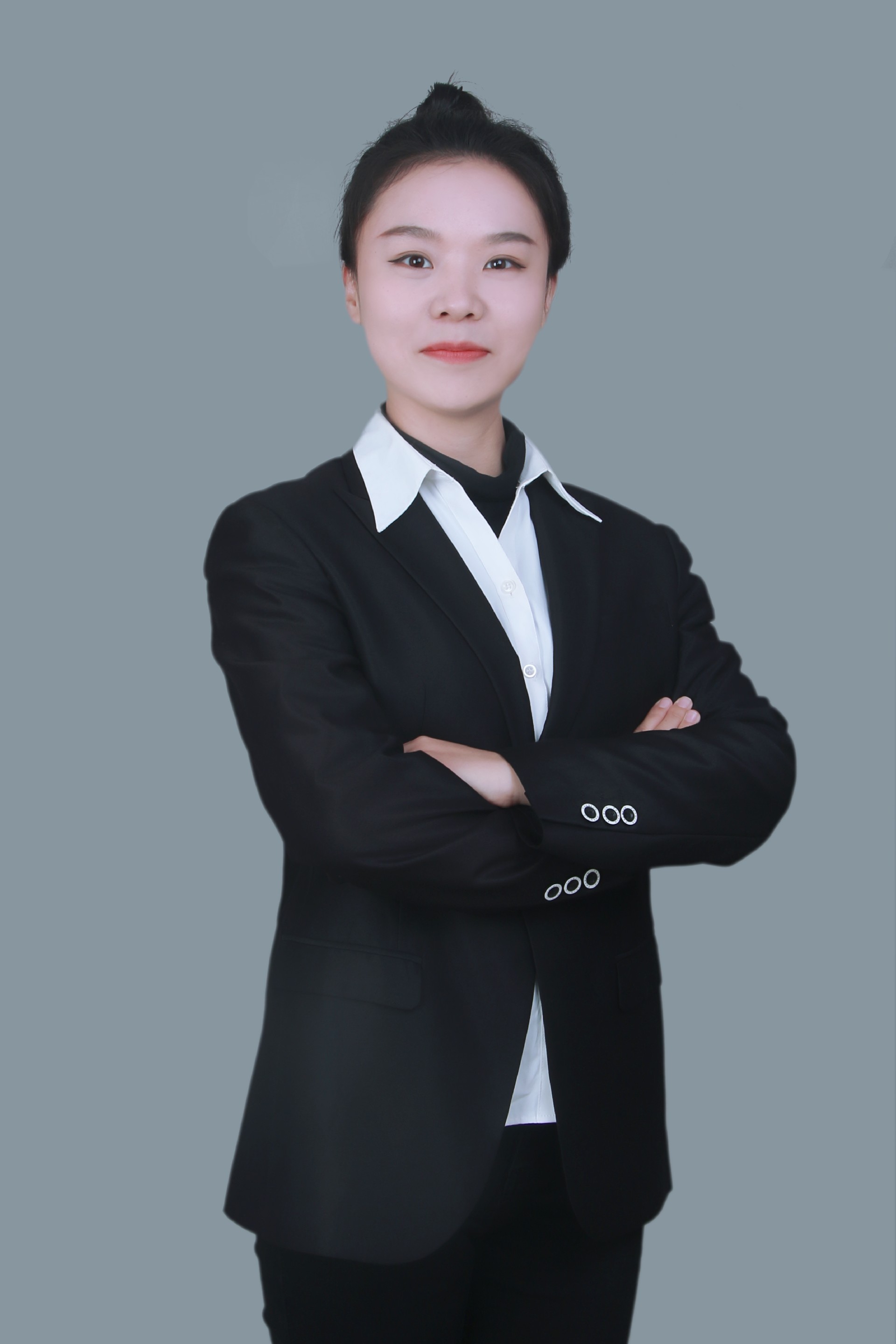 譚旭.jpg
